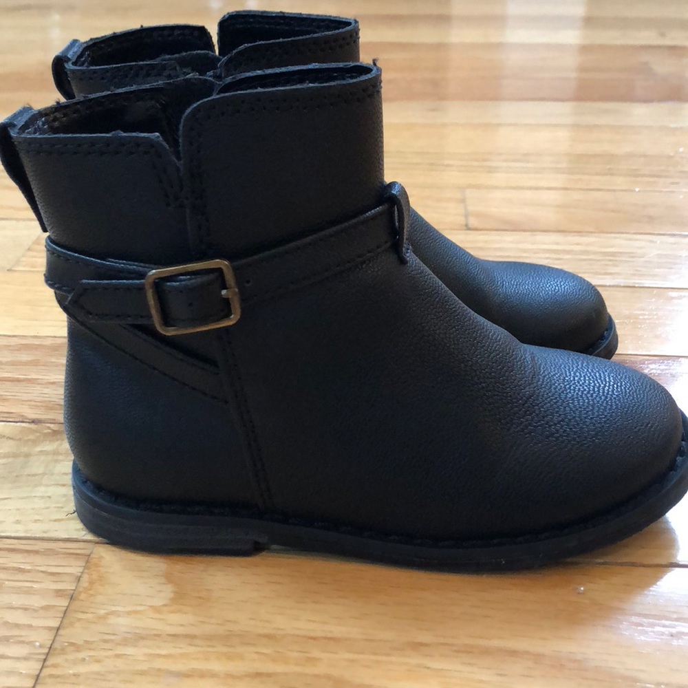 New without tags. Gap boots